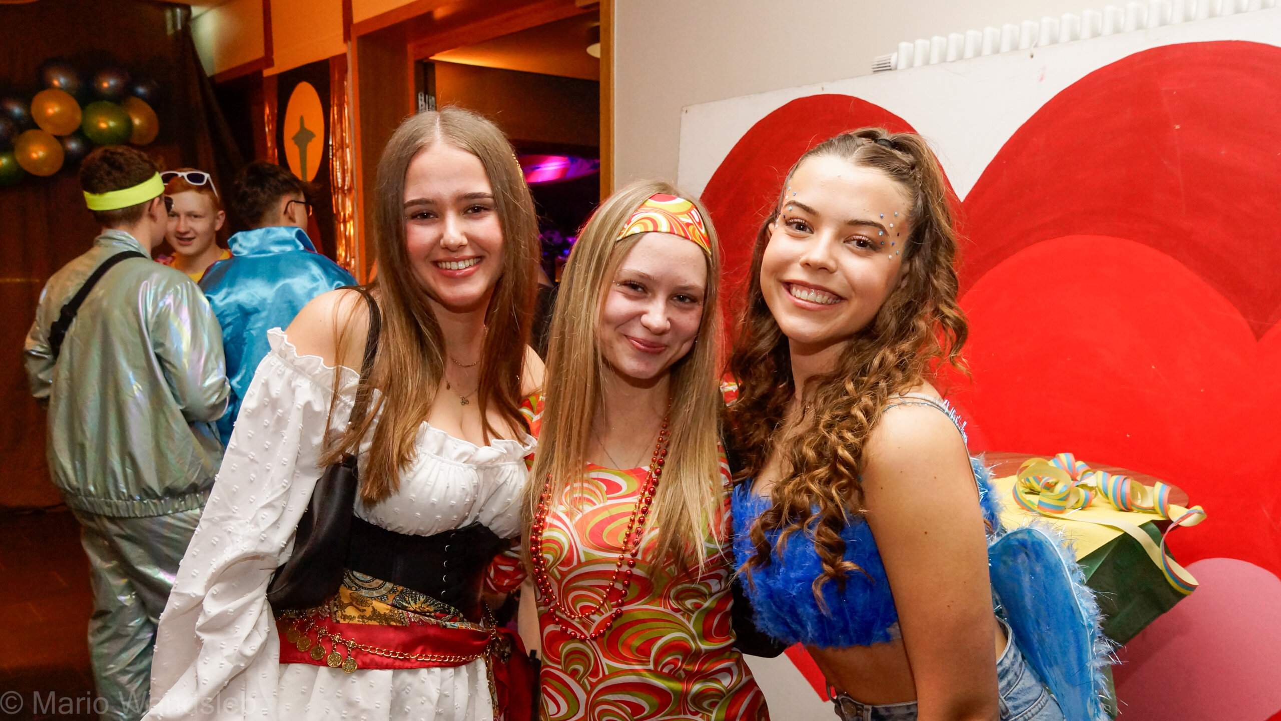 20240211-19-43-43-ISO 800-1-60 Sek. bei f - 5,6-_DSC8951